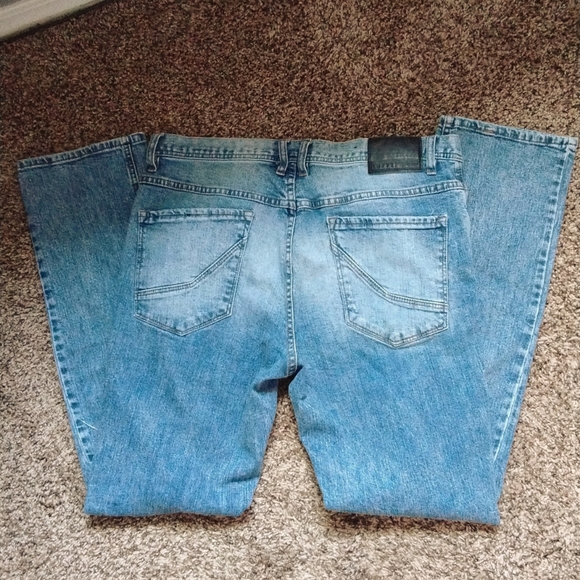 Empyre distressed faded blue jeans - Picture 5 of 8